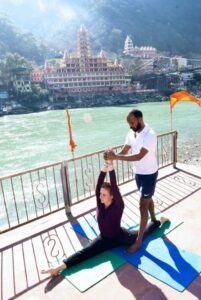 291225864_1735307613486238_2353525121861172916_n-685x1024